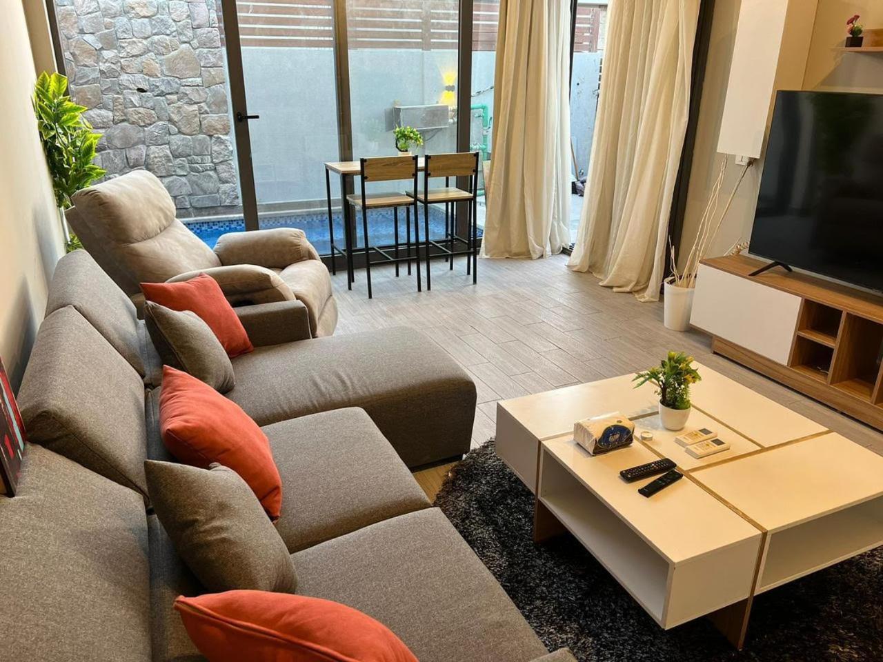 Case de vacanță Lovely 1br With Private Heated Pool At El-gouna Hurghada